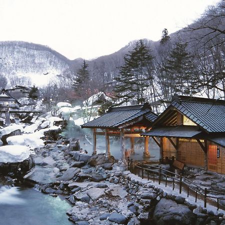 Hotel Takaragawa Onsen Ousenkaku Minakami Zewnętrze zdjęcie